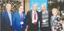  ?? BENJAMIN GORDON ?? MAGIC MOMENT: Cummings Jewish Centre for Seniors Foundation president Philip Abbey and honourees Tony Loffreda and Felipe Alou share a moment with boxer Otis Grant and CJCS executive director Cathy Simons.