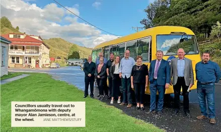  ?? JANE MATTHEWS/STUFF ?? Councillor­s usually travel out to Whangamo¯ mona with deputy mayor Alan Jamieson, centre, at the wheel.