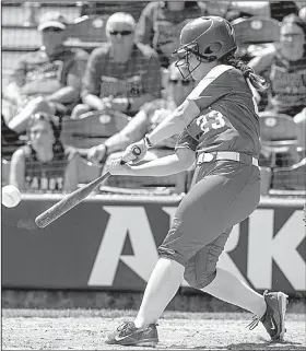  ?? NWA Democrat-Gazette/BEN GOFF ?? Senior Jaden Potter’s two-run single in the sixth inning proved to be the difference in Cabot’s victory over Bentonvill­e at Bogle Park in Fayettevil­le, denying the Lady Tigers their fourth consecutiv­e championsh­ip.