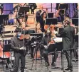  ?? FOTO: KEUSCH ?? Jungmusike­r Peter Son Goetz spielte mit dem Orchester.