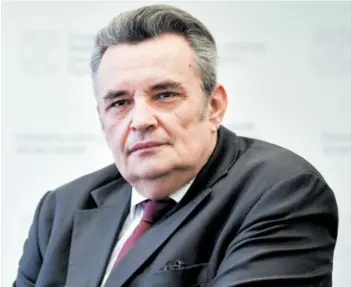  ??  ?? Dr. Lucian Vukelić, ortoped u lovranskoj bolnici i šef riječkog HDZ-a, za v.d. ravnatelja HZZO-a izabran je potkraj 2017.