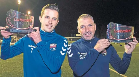  ?? Picture: SNS Group. ?? Graham Webster and Stewart Petrie with their player and manager of the month awards.