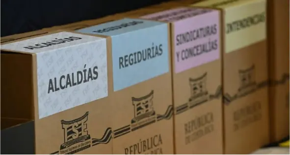  ?? ArCHIVo ?? Si bien el abstencion­ismo en los comicios municipale­s ha tendido a disminuir, continúa siendo elevado, ya que supera el 60%.