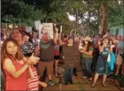  ?? BARRY TAGLIEBER — FOR DIGITAL FIRST MEDIA ?? Hundreds of area residents gather in Phoenixvil­le’s Reeves Park Friday for an anti-hate rally.