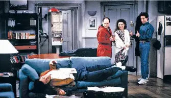  ?? COURTESY PHOTO ?? From left, Michael Richards, Jason Alexander, Julia Louis-Dreyfus and Jerry Seinfeld in Jerry’s apartment on the set of Seinfeld.