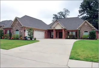  ?? LINDA GARNER-BUNCH/Arkansas Democrat-Gazette ?? This home, located at 3204 Robbins Drive in Bryant, has about 2,823 square feet and is listed for $299,900 with Sarah Sikes of Baxley-Penfield-Moudy Realtors. Today’s open house is from 2 to 4 p.m. For more informatio­n, call Sikes at 501-249-7272.