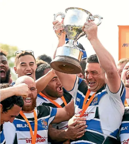  ??  ?? Wanganui celebrate winning the Meads Cup final against Horowhenua Kapiti in Levin yesterday.