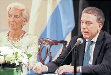  ?? REUTERS ?? Direktoric­a MMF-a Christine Lagarde i argentinsk­i ministar financija Nicolas Dujovne