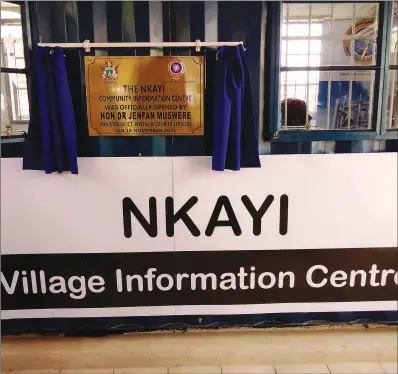  ?? ?? The new Nkayi community informatio­n centre