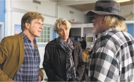  ?? Frank Masi / Broad Green Pictures ?? Robert Redford (left) stars in “A Walk in the Woods,” with Emma Thompson as his wife and Nick Nolte as his hiking pal.