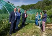  ??  ?? Visite du président de l’agglo Pays de Grasse Jérôme Viaud.