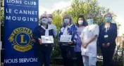  ?? (DR) ?? Les bénévoles du Lions Club de Mougins ont lancé une cagnotte pour venir en aide aux jeunes.