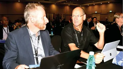  ?? Photo: Ronald Kumar ?? Advisor Ocean Governance Jeff Ardron (left), and Hugh Govan of The University of the South Pacific during the Pacific Blue Economy Conference at the Grand Pacific Hotel on August 23, 2017.