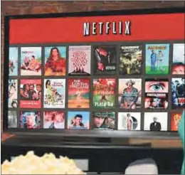  ??  ?? Se cree que Telefónica podría ofrecer promocione­s que incluyan Netflix