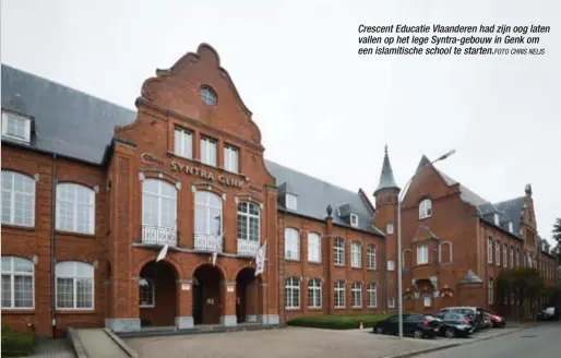  ?? CHRIS NELIS ?? Crescent Educatie Vlaanderen had zijn oog laten vallen op het lege Syntra-gebouw in Genk om een islamitisc­he school te starten.FOTO