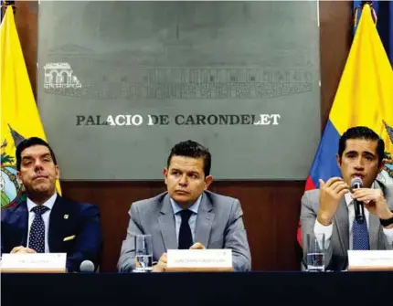  ??  ?? COMPARECEN­CIA. Desde la izquierda, Raúl Ledesma , Juan Sebastián Rodán y Richard Martínez.