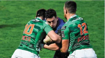  ??  ?? NoelReid being tackled by Tommaso Allan and Alberto Sgarbi of Benetton Treviso and (far right) in action against Montpellie­r’s Nemani Nadolo