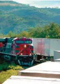  ??  ?? DESARROLLO. Ferrocarri­l detonará el crecimient­o económico regional.