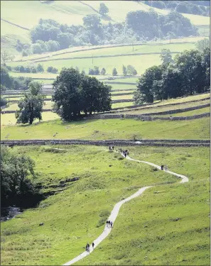  ?? PICTURE: JAMES HARDISTY ?? DISTANCING: Visitors to the Yorkshire Dales National Park have fallen in recent weeks.