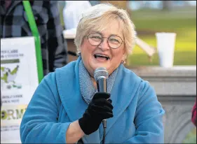  ?? MICHAEL GARD/POST-TRIBUNE ?? Indiana Rep. Karen Tallian, D-Ogden Dunes, addresses a crowd during a cannabis legalizati­on rally a year ago in Indianapol­is.