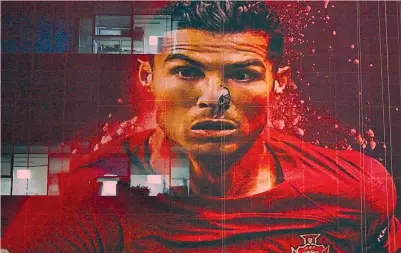  ?? GETTY ?? Attaccante ex Juve
Un murales con Cristiano Ronaldo, 37 anni, capitano del Portogallo. CR7 ha giocato anche nella Juventus tra il 2018 e il 2021