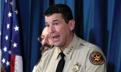  ?? Photograph: Richard Vogel/AP ?? Ventura county sheriff Jim Fryhoff takes questions during a news conference in Thousand Oaks, California.