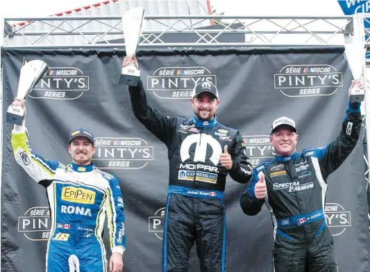  ?? PHOTO COURTOISIE MATTHEW MANOR ?? Les pilotes québécois Alexandre Tagliani, Andrew Ranger et Jean-François Dumoulin ont monopolisé le podium à Toronto.