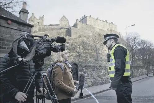  ?? PICTURE: ALISTAIR LINFORD ?? Chief inspector Alan Carson spoke to the press after the package had been destroyed