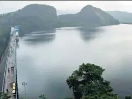  ?? HT PHOTO ?? Water level in Idukki reservoir, Kerala, rose to 2,395 feet while the capacity is 2,403 feet.