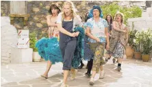  ?? FOTO: IMAGO ?? ABBA im Kino: „Mamma Mia!“mit Meryl Streep in der Hauptrolle (zweite von links) ist die zweiterfol­greichste Musical-Adaption.