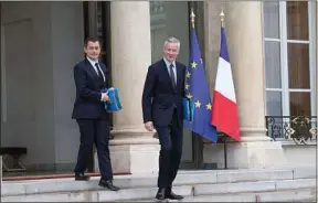  ??  ?? En première ligne ce lundi, Gérald Darmanin et Bruno Le Maire.