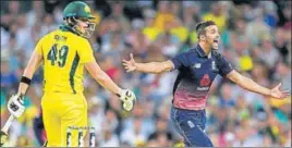  ?? REUTERS ?? After beating England 40 in the Ashes, Australia have lost the ODI series 30 with two ties left.