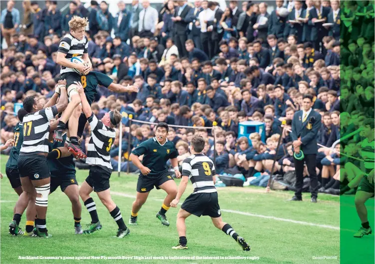  ?? Dean Purcell ?? Auckland Grammar’s game against New Plymouth Boys’ High last week is indicative of the interest in schoolboy rugby.