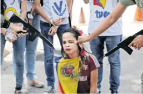  ??  ?? Sukobi i prosvjedi u Caracasu traju već nekoliko mjeseci