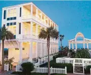  ?? Juan Barney ?? The Beachtown home at 1625 Seaside in Galveston is light, bright and full of coastal charm.