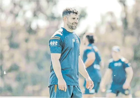  ?? ?? Debut. Tiene 34 y juega en los Brumbies Runners, equipo de desarrollo de la franquicia de Canberra. El sábado enfrentó a los Cruzaders.