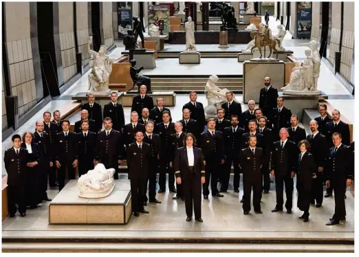  ?? ©Garde républicai­ne ?? Vingt-six chanteurs du Choeur de l’armée française se produiront en concert dimanche 26 novembre en l’église d’orgeval.