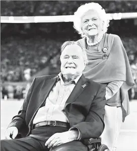  ??  ?? Barbara Pierce Bush, esposa del ex presidente estadundie­nse George Bush (1989-1993), falleció ayer a los 92 años en Houston, Texas, dos días después de que renunció a un tratamient­o médico, informó Jim McGrath, vocero de la familia. Desde hace varios...