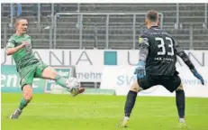  ?? FOTO: IMAGO IMAGES ?? Standard-Spezialist: Routinier Markus Mendler bereitete das 1:1 für den FC Homburg vor und traf beim 2:1 mit einer scharf getretenen Ecke selbst.