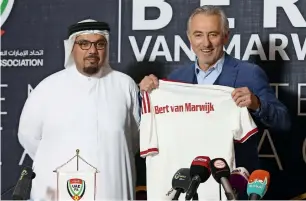  ?? — Supplied photo ?? New UAe coach Bert van marwijk with UAefA vice chairman Abdullah Naser Al Junaibi at Al Nahyan stadium on thursday.