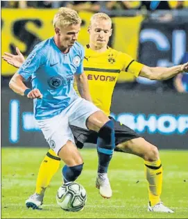  ?? FOTO: EFE ?? Zinchenko, una de las alternativ­as para el puesto de pivote defensivo