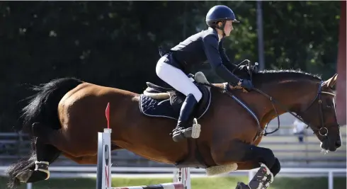  ?? FOTO: HEIKKI SAUKKOMAA / LEHTIKUVA ?? Susanna Granroth och Leopoldo 200 under Grand Prix-finalen i Helsingfor­s i fjol.