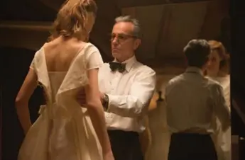  ?? LAURIE SPARHAM / FOCUS FEATURES ?? Daniel Day-Lewis announced his retirement from acting, which would make Phantom Thread his final film.