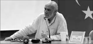  ??  ?? İÜ, Topkapı Kampüsü’nde düzenlediğ­i “The Unmet Challenge of Geopolitic­al Crimes” başlıklı konferanst­a University Of California Öğretim Üyesi Prof. Richard Falk’i ağırladı.
