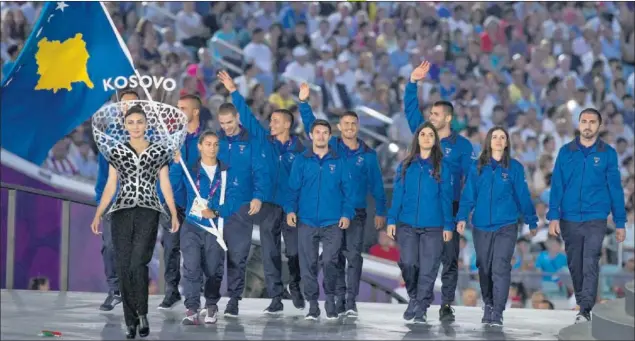  ??  ?? CON PLENOS DERECHOS. Kosovo podrá utilizar sus símbolos, himno y bandera, en las competicio­nes en España. Como lo hizo en los Juegos Europeos de Bakú.