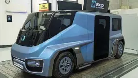  ?? ?? Il nuovo taxi Gli israeliani che hanno rilevato la carrozzeri­a Coggiola produrrann­o veicoli hitech come questo taxi