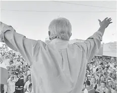  ??  ?? Festejo. Andrés Manuel López Obrador celebró un año de haber ganado las elecciones presidenci­ales.