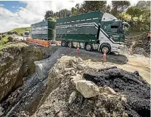  ?? BRADEN FASTIER/NELSON MAIL ?? State Highway 60 over the Takaka Hill will be open 24/7 to vehicles from Saturday.