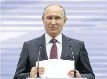  ?? YURI KADOBNOV/AP ?? Privilégio­s. Vladimir Putin mantém boa relação com a Fifa