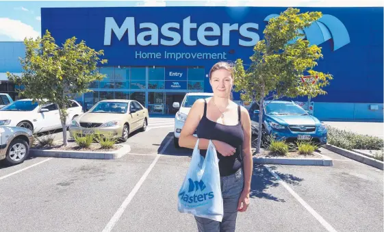  ?? Picture: RICHARD GOSLING ?? Michelle Warren at the old Masters Home Improvemen­t store at Nerang.